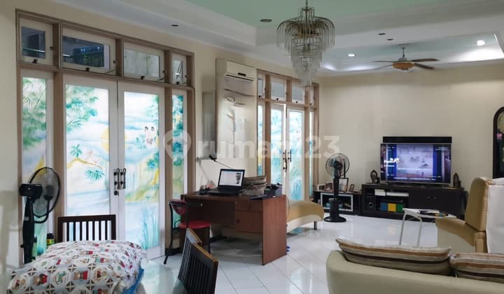 Rumah Rungkut Asri Surabaya Timur 10x20 2Lantai Bagus Terawat SHM Dekat Transmart Super BU