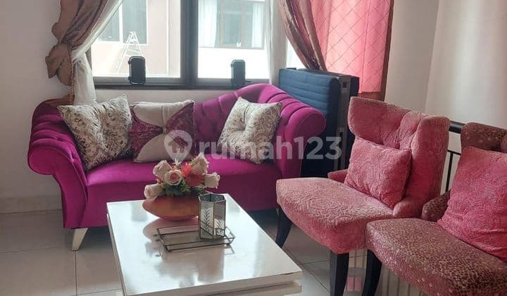 Rumah di sewa Foresta 4 kamar furnished