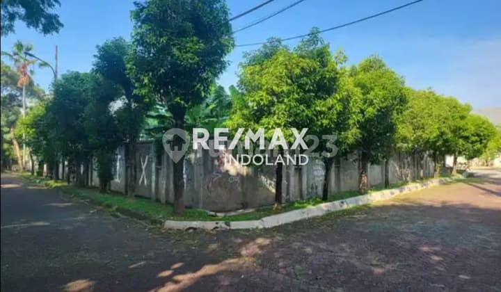 Tanah Kavling Hook Luas 1000M Siap Bangun di Green Garden Jakarta Barat