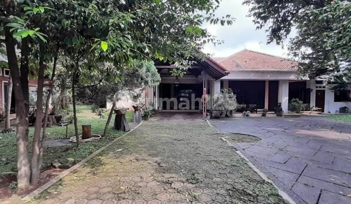 Dijual Rumah Pinggir Jalan Raya Area Cipulir Kebayoran Lama Jakarta Selatan