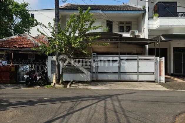 Dijual Rumah 2 lantai Komplek Tanjung Duren Jakarta Barat