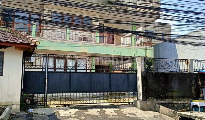 Rumah Luas 2 Lantai Cocok Kantor dan Usaha di Tebet