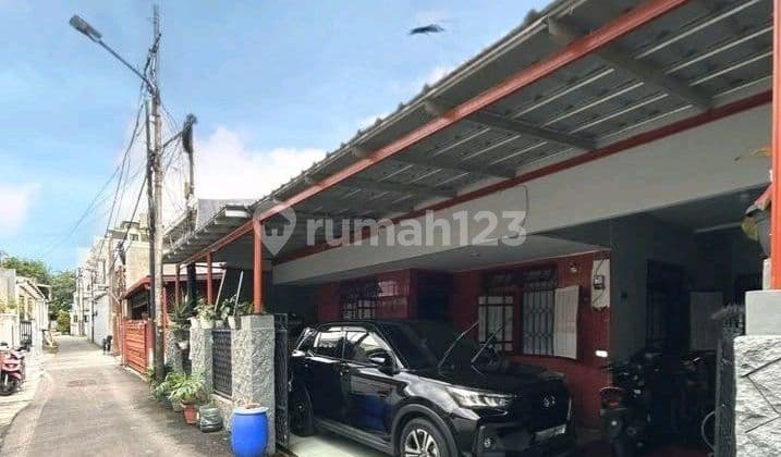 Rumah 2 Lantai Bagus Di Tebet