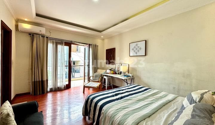 Rumah 3 Lantai Siap Huni Super Nyaman Di Tebet