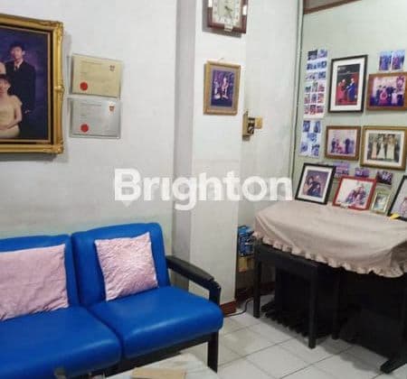 Ruko lama 3lantai,Lb324m2,shm,Jalan 2mobil,garasi 1mobil,selangkah pasar dan mall