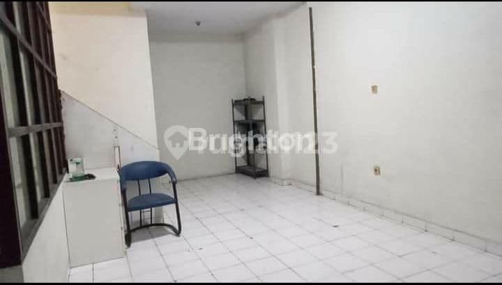 RUKO LAMA 4 1/2LANTAI, LB300M2, HGB2040, HOKI, JALAN 3 MOBIL, GARASI 1 MOBIL, COCOK BANK, KANTOR GUDANG, SELANGKAH PASAR DAN MALL