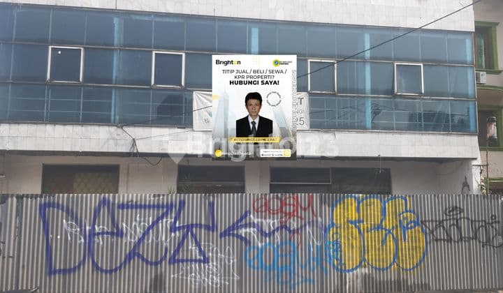 Ruko Bagus 2Lantai;Lb700m2,Hgb,Jalan 2 Mobil,Garasi 4Mobil,Cocok Macam2 Usaha,Selangkah Pasar dan Mall