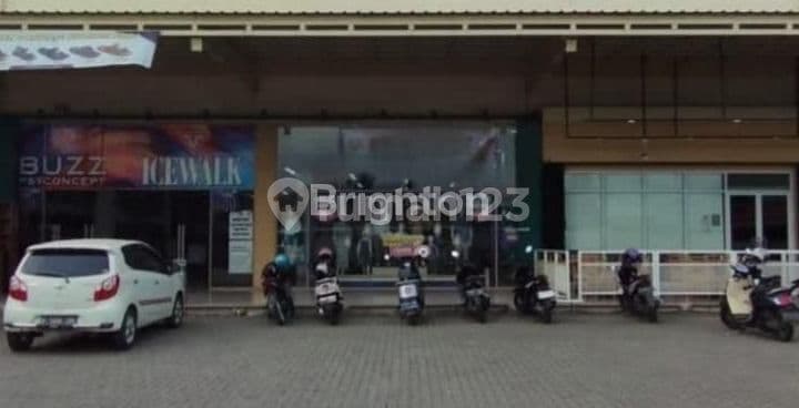 Gedung bagus 2lt,lt3350m2,lb3000m2,shm,parkir luas,Cocok mall,showroom mobil,masih pizza hut tapi mau habis