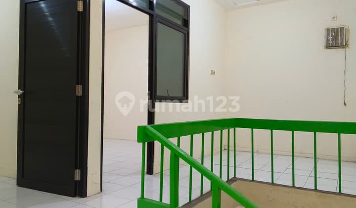 Rumah Bagus 11/2Lt Dekat Central Park Mall Tanjung Duren Jalan 2Mobil