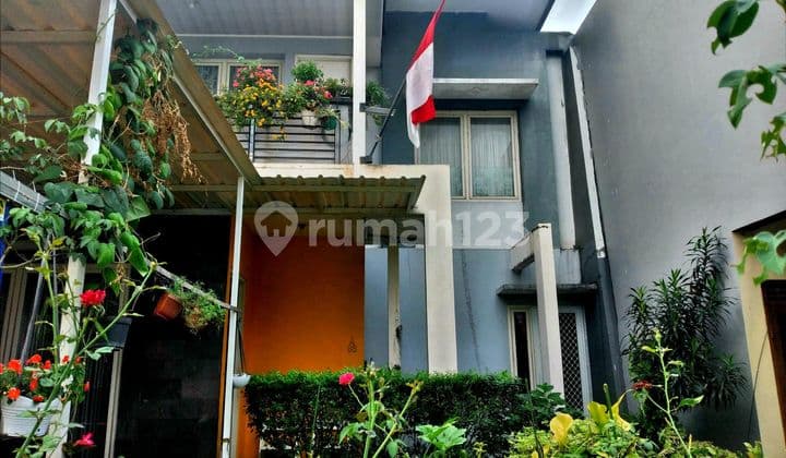 Lokasi Rumah Hanya 2 Km Dari/ke Jakarta Selatan, 300m Ke/ Dari Pintu Tol Krukut ( Desari ) Dan Dekat Ke Jl Tol Ke Segala Tujuan Jabodetabek, Jadi Lokasi Sangat Strategis, Juga Dekat U I, Univ Gunadharma Dll