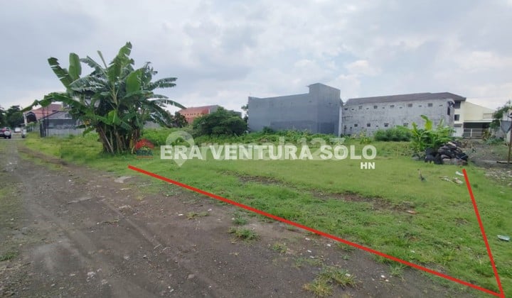 Tanah Strategis Cocok untuk Dibangun Resto/Kafe