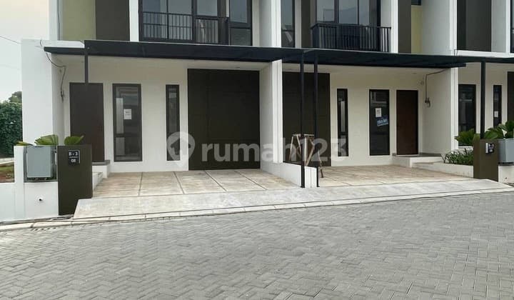 Rumah 2 Lantai Siap Huni Free Biaya'' Di Bsd Serpong