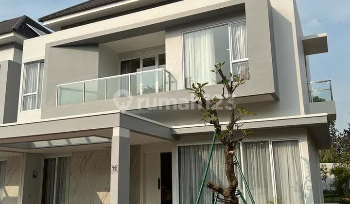 Rumah Mewah Modern Tropical Menteng Grand Gading Serpong