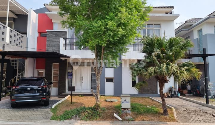 Dijual Rumah Bagus Ada Kolam Renang Residences One BSD