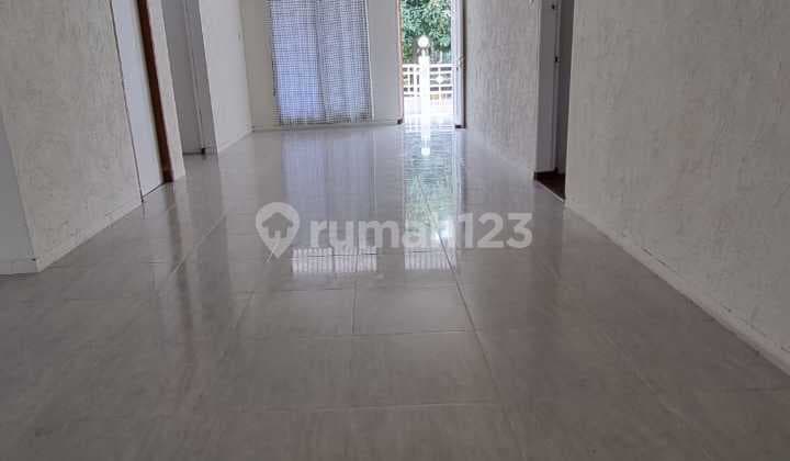 Rumah 1 Lantai Rapi Luas 270 Sektor 1A Gading Serpong