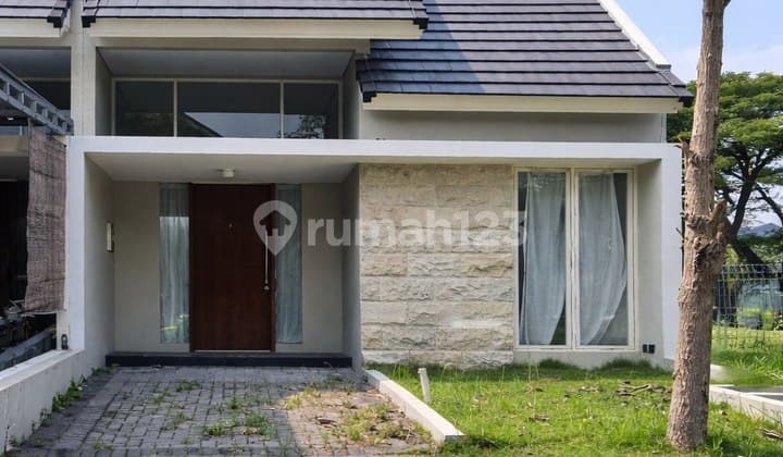 Northwest Park House, Citraland Strategic - Carport