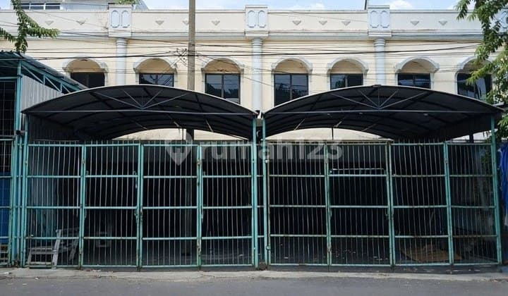 Ruko Raya Putro Agung Wetan Strategic, Zero Road, Ready to Use