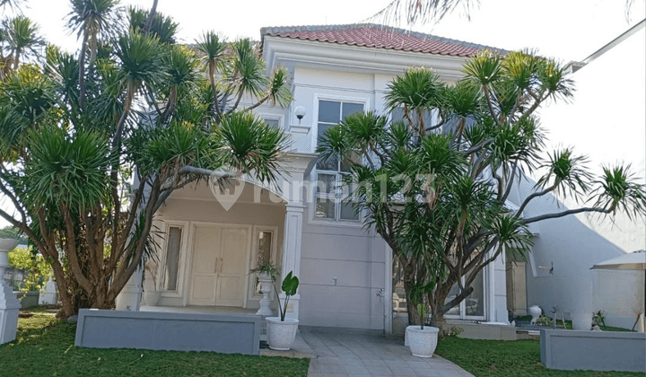 Perumahan Regency 21, Hadap : Selatan - Timur, Full Furnish