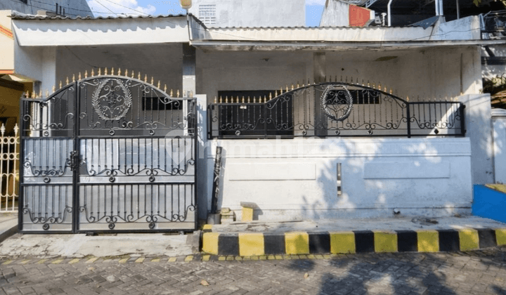 Rumah Medayu Selatan Siap Huni, Kosongan, Carport, Row Jalan 2 Mobil