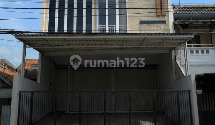 Ruko Karang Empat Besar Strategis, Siap Pakai, Row Jalan 3 Mobil