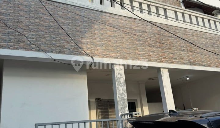 Dijual Kos Di Meruya Jakarta Barat. Strategis. Langsung Cuan