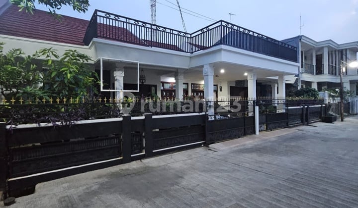 Dijual Rumah Bagus di Galaxy