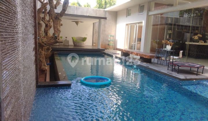 Dijual Rumah Moderen Di Veteran Jakarta selatan