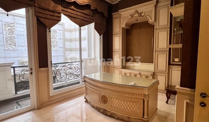 For Sale Quick Exclusive Green Garden House