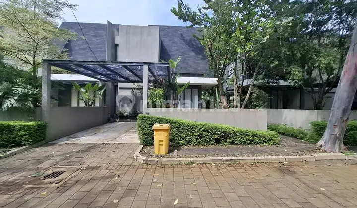 Strategic and Natural Home