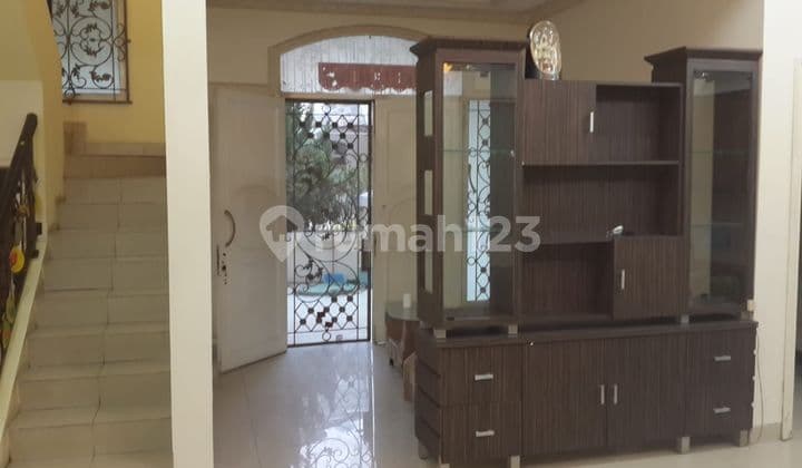 Rumah 2 Lantai Bagus Di Pik Jakarta Utara