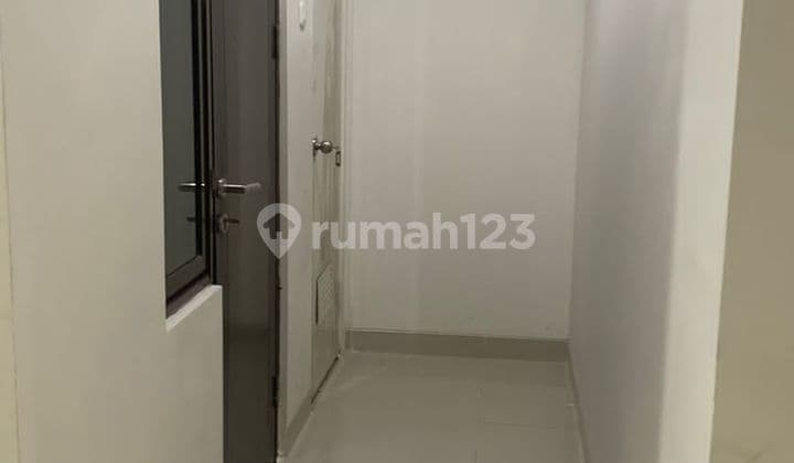 DIJUAL RUMAH SEMI FURNISHED - FULL RENOV - JAKARTA GARDEN CITY
