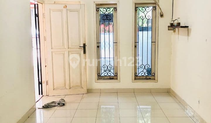 Sewa Murah! Rumah Siap Huni Harapan Indah 1 - AC, PDAM, Carport