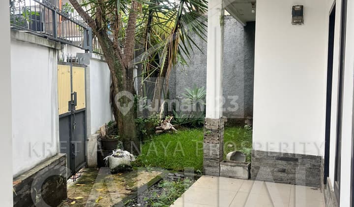 Strategic House in the Center of Bandung City (Pasir Luyu)