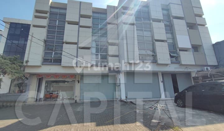 Ruko Strategis di Mainroad Jl. Laswi Sayap Gatsu