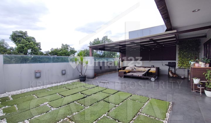 Rumah Bagus bisa untuk Usaha di Garuda, Bandung