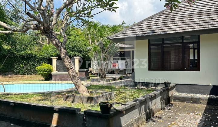 Investasi Emas ! Tanah Bonus Villa Di Nusa Dua, Bali