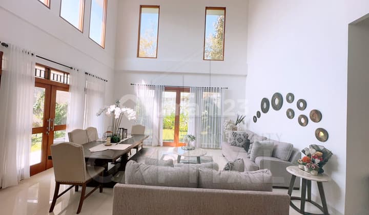 Rumah dengan View Cantik dan Sejuk di Setiabudi Regency