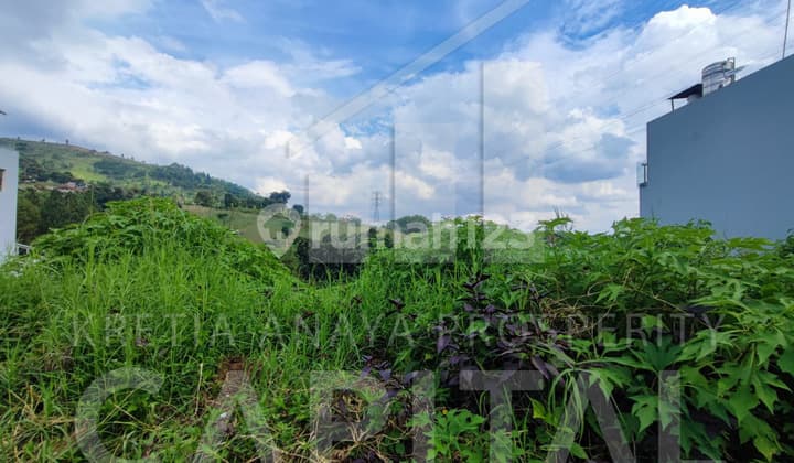 Kavling Dengan View Lembah Dan Bukit Di Resort Dago Pakar