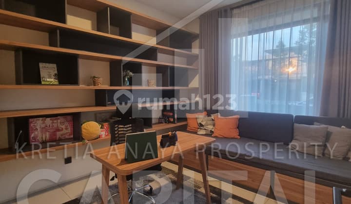Rumah Bagus Furnished di Kota Baru Parahyangan, Bandung