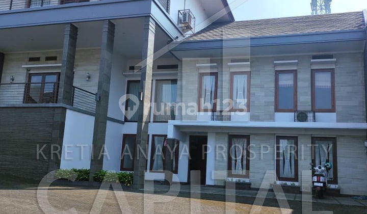 Rumah Full Furnished dengan Taman Luas di Area Setiabudi, Bandung