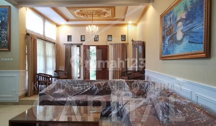 Rumah Mewah View Danau di Tatar Pitaloka - Kota Baru Parahyangan