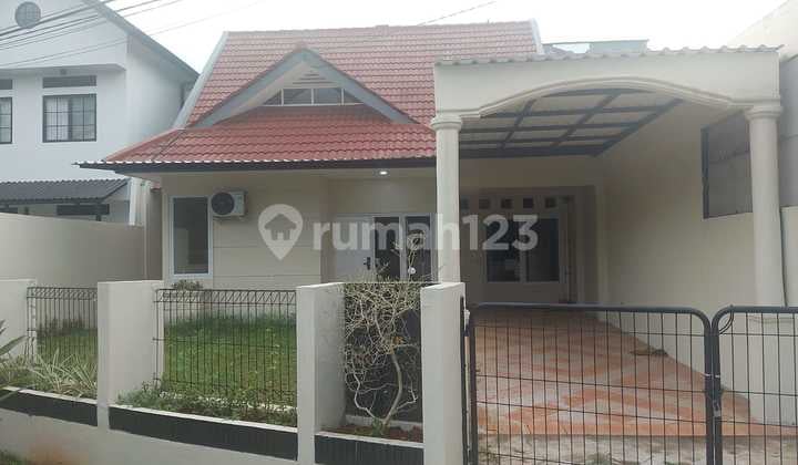 Rumah Cantik Luas Siap Huni di Griya Loka BSD