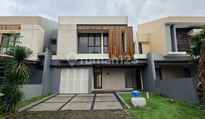 Rumah Cantik dan Strategis Siap Huni di Eminent BSD