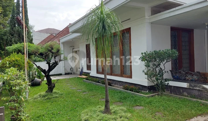 House Price Drop in Prime Location at Sayap Gatot Subroto Area.