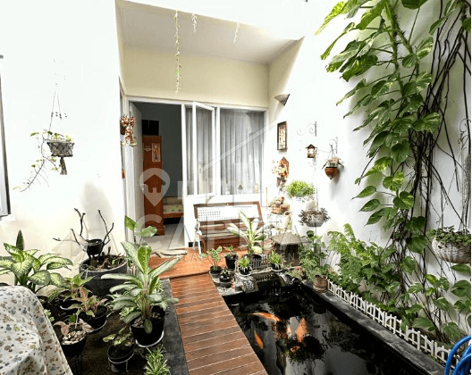 Rumah Cantik Nan Asri Satu Setengah Lantai di Cluster Favorite Taman Kopo Indah 5 Springville