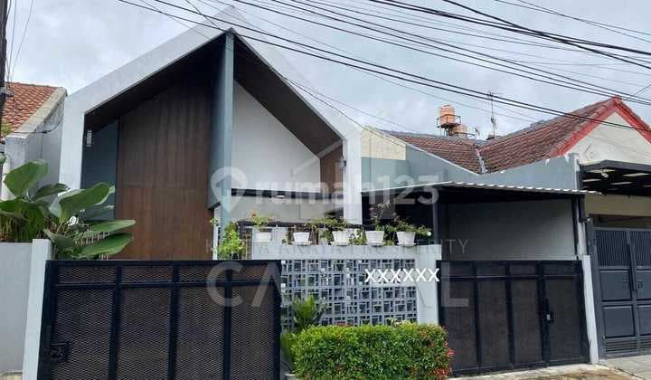 Comfortable Ready-to-Occupy House in Taman Kopo Indah 3 with Very Strategic Access