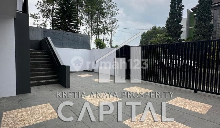 Rumah Baru 3 Lantai Design Modern Minimalis Dengan View Gunung Yang Cantik Di Pondok Hijau Setiabudi Bandung