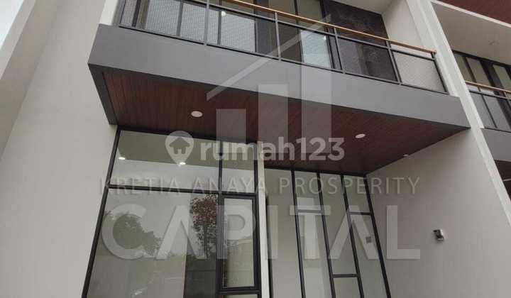 Rumah Baru Yang Pasti Menawan Hatimu di Setraduta Grande Dekat Kampus Maranatha dan Tol Pasteur