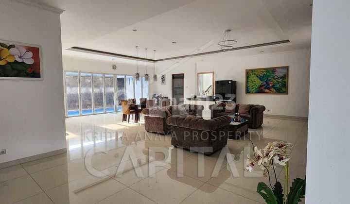 Luxurious Minimalist House in North Bandung Near GAIA Hotel