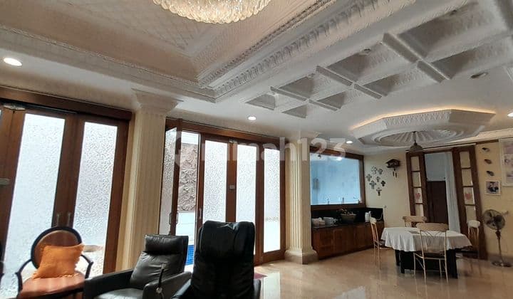 Ready-to-Occupy Kedoya Baru Boulevard Garden House Facing East